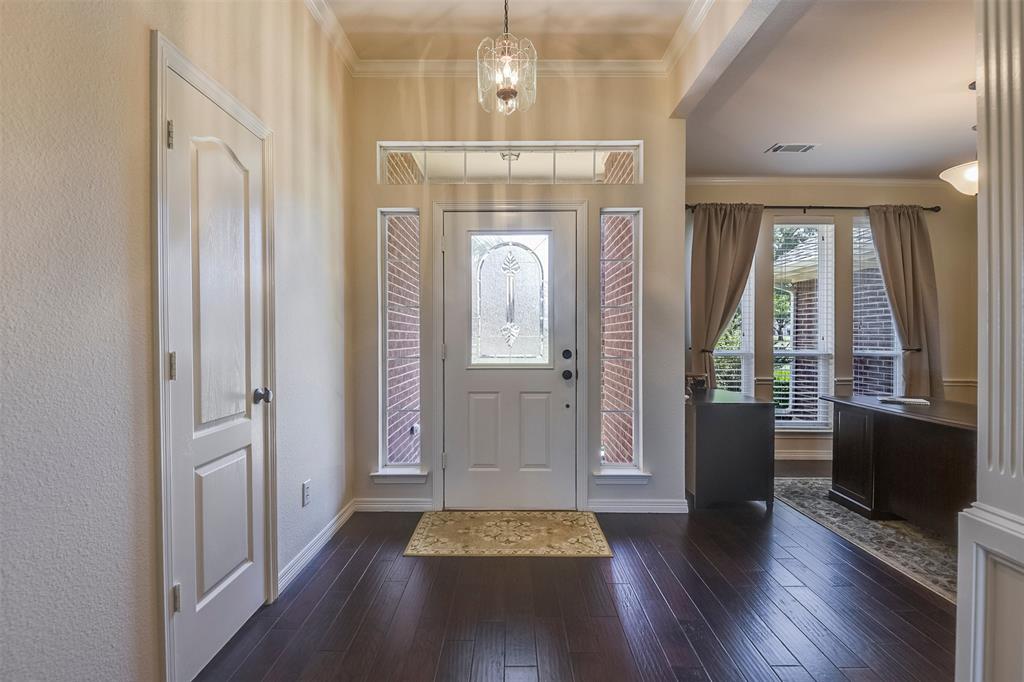 8051 Mavis Avenue Property Photo 3