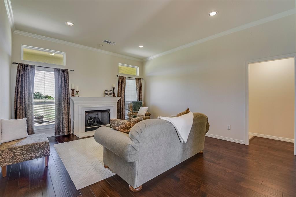8051 Mavis Avenue Property Photo 7