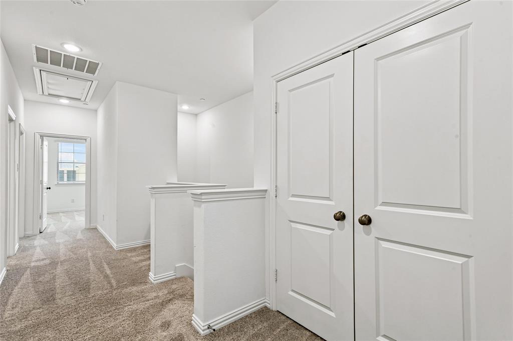537 Parkside Drive Property Photo 15
