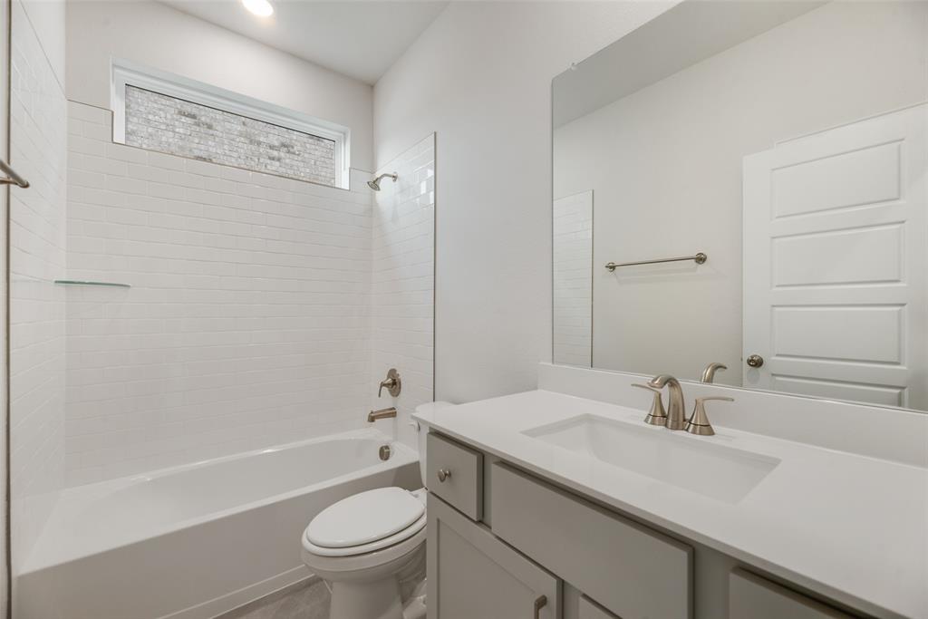 4112 Picton Avenue Property Photo 24