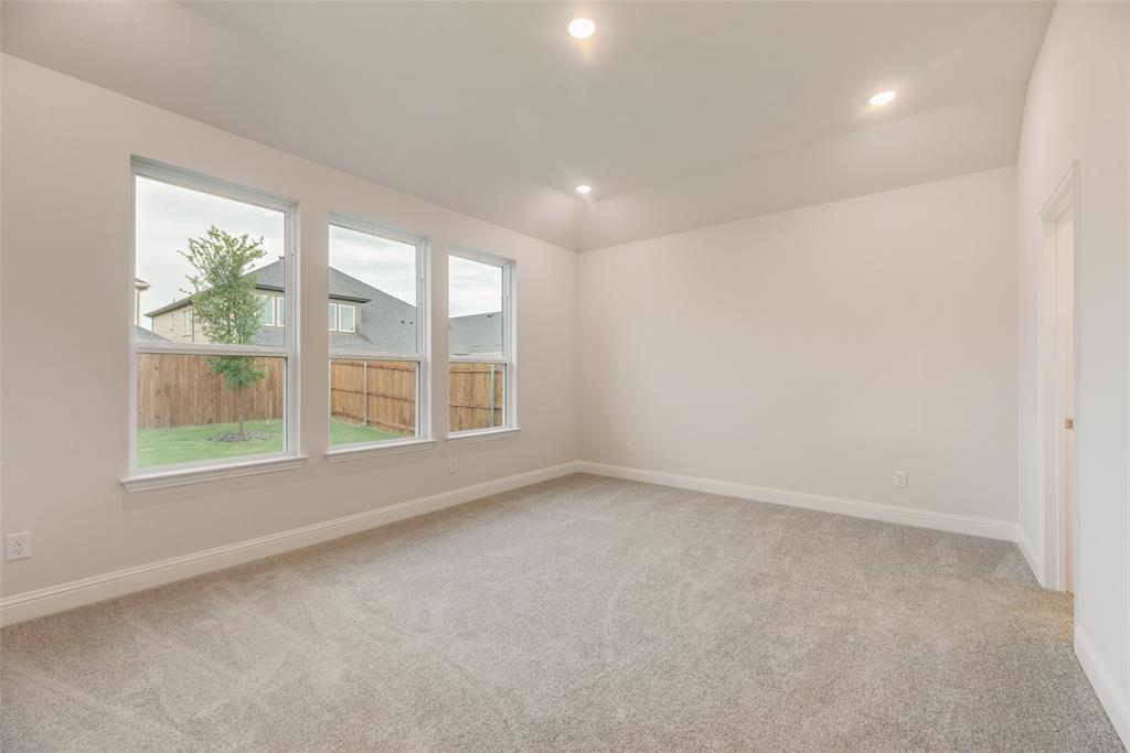 4112 Picton Avenue Property Photo 25