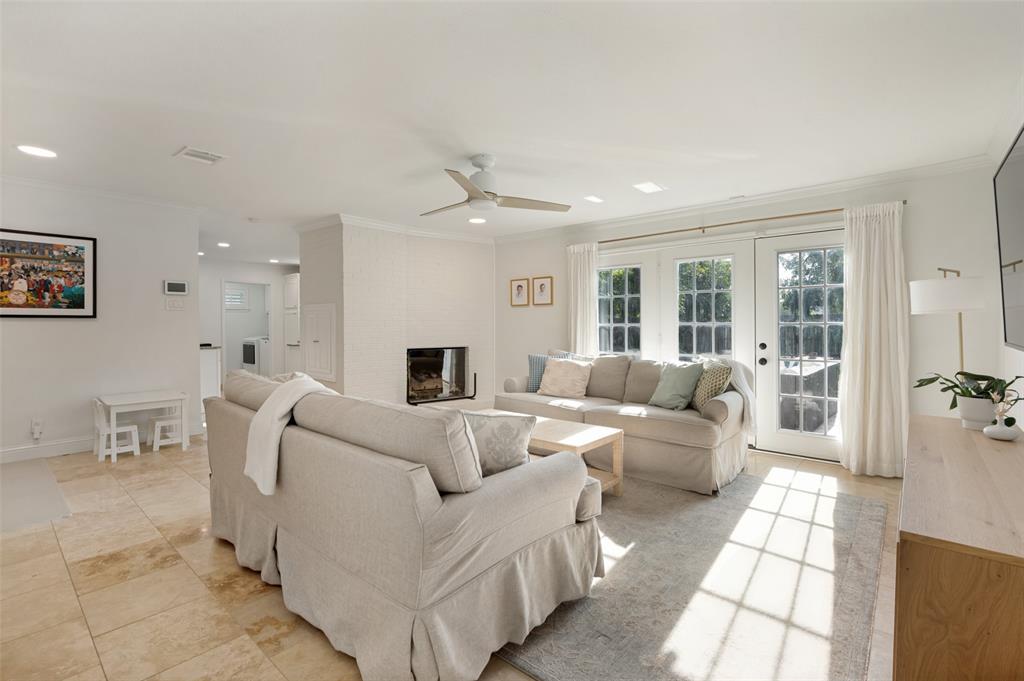 10810 Beauty Lane Property Photo 5