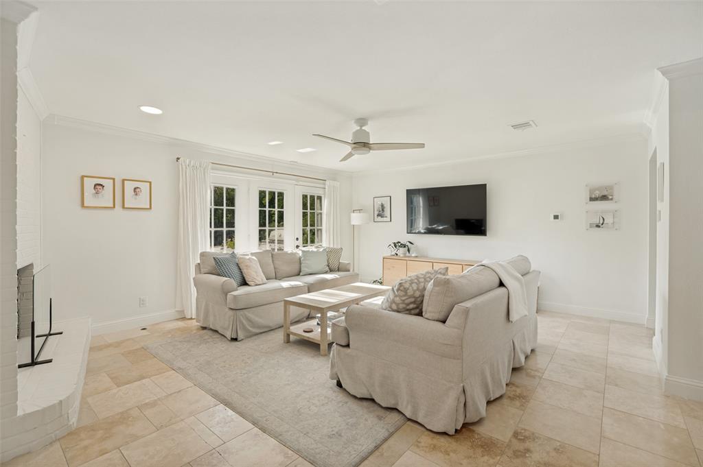 10810 Beauty Lane Property Photo 7