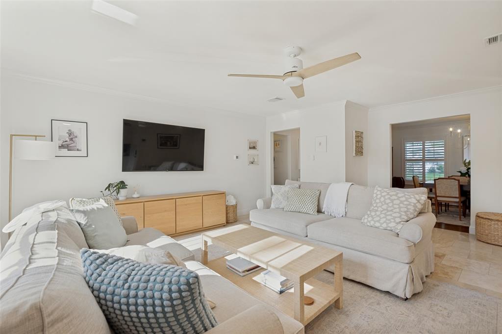 10810 Beauty Lane Property Photo 8