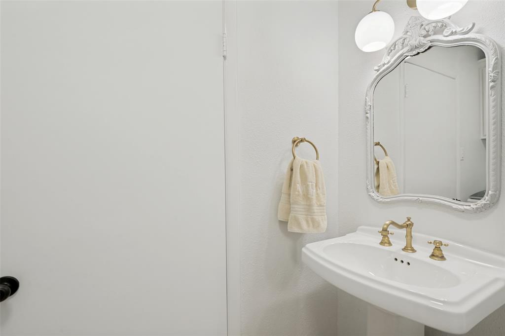 10810 Beauty Lane Property Photo 20