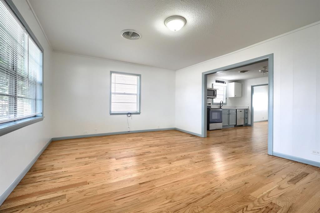 1802 Refinery Road Property Photo 6