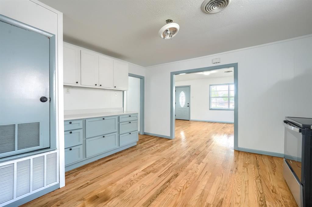 1802 Refinery Road Property Photo 11