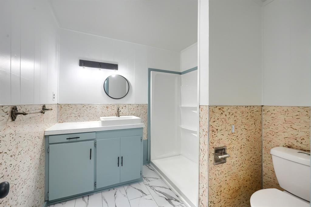 1802 Refinery Road Property Photo 19