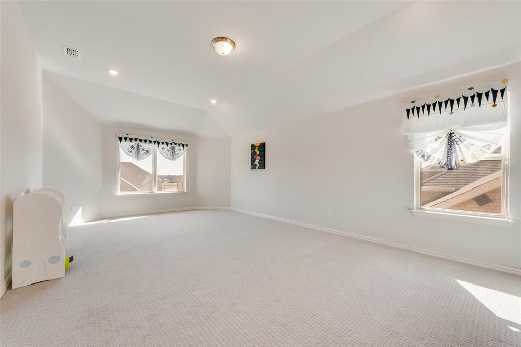 2112 Millwall Drive Property Photo 21
