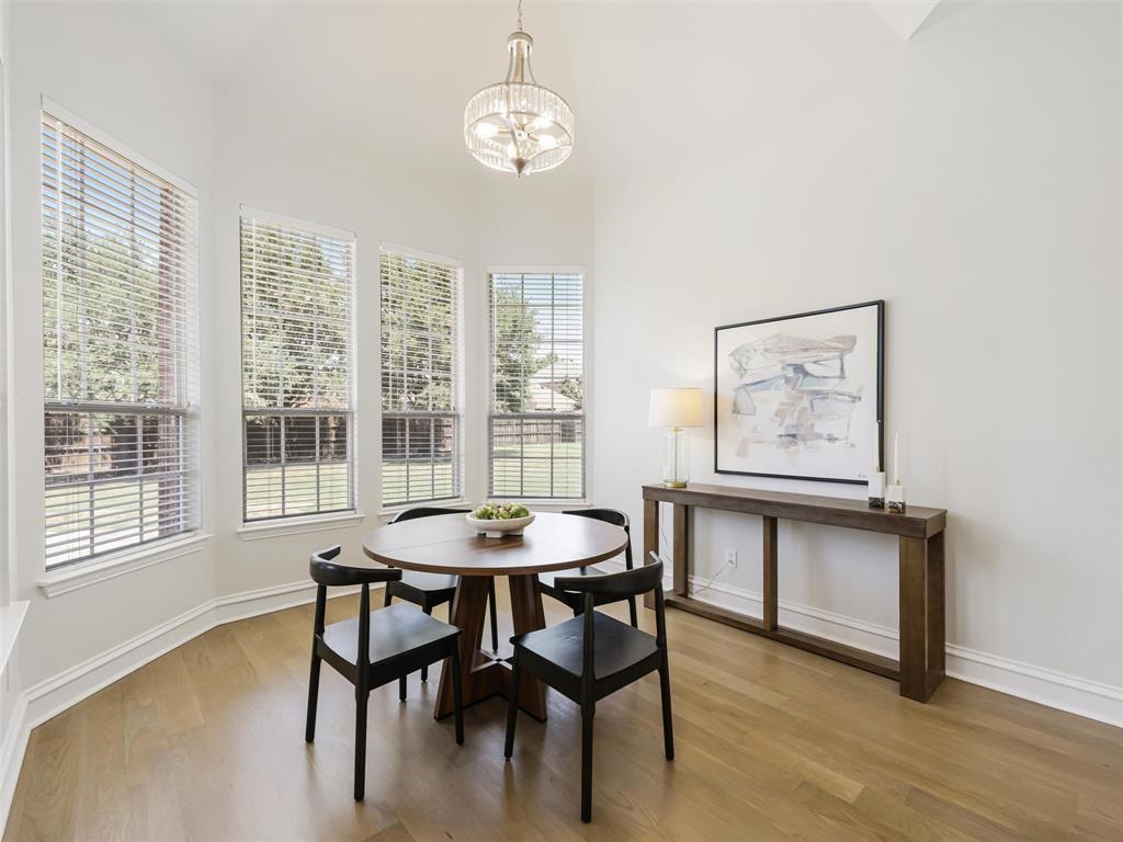 7798 Meadow Hill Drive Property Photo 10