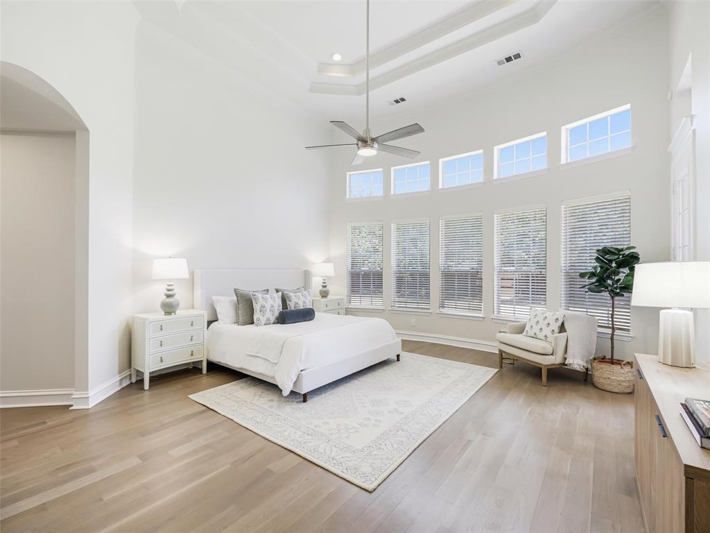 7798 Meadow Hill Drive Property Photo 13