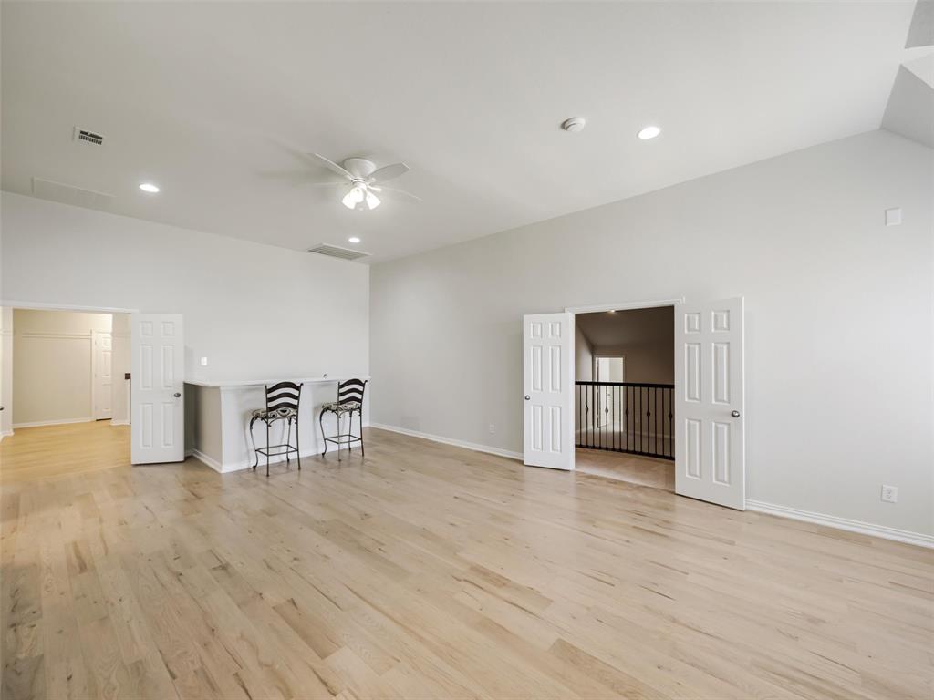 7798 Meadow Hill Drive Property Photo 20