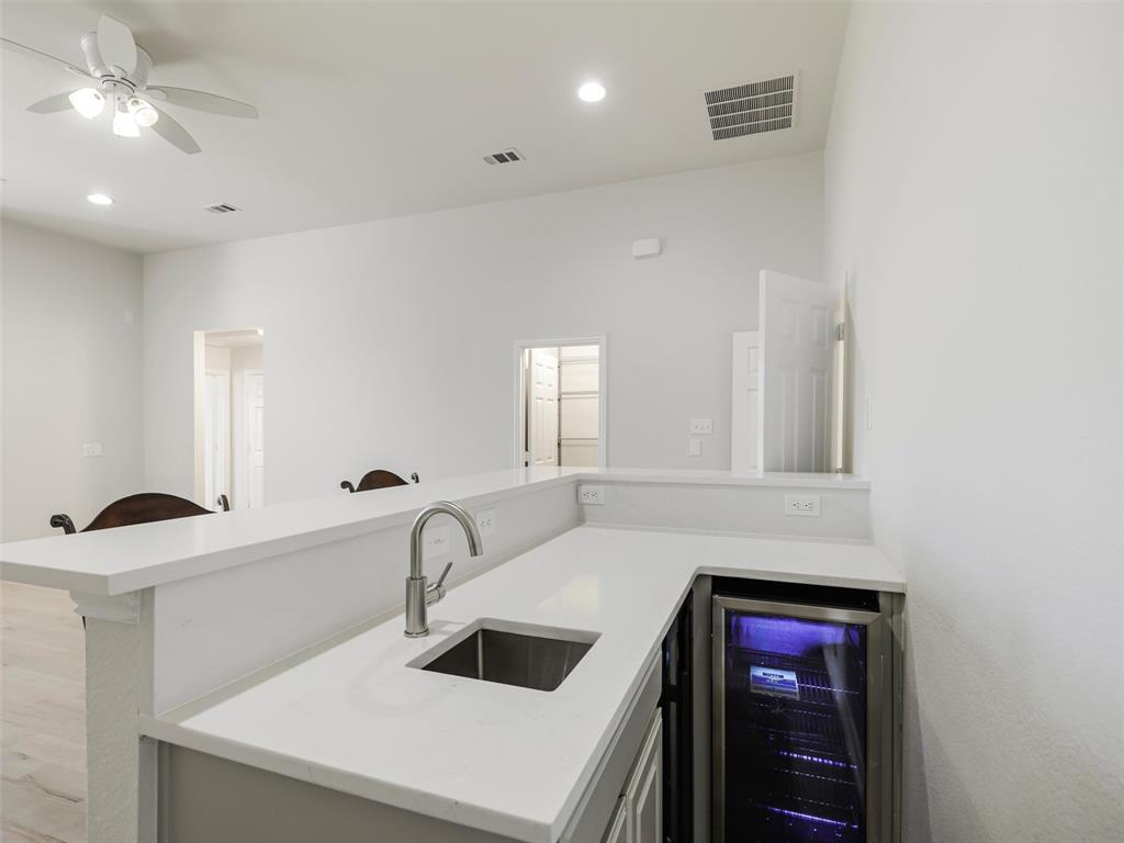 7798 Meadow Hill Drive Property Photo 21