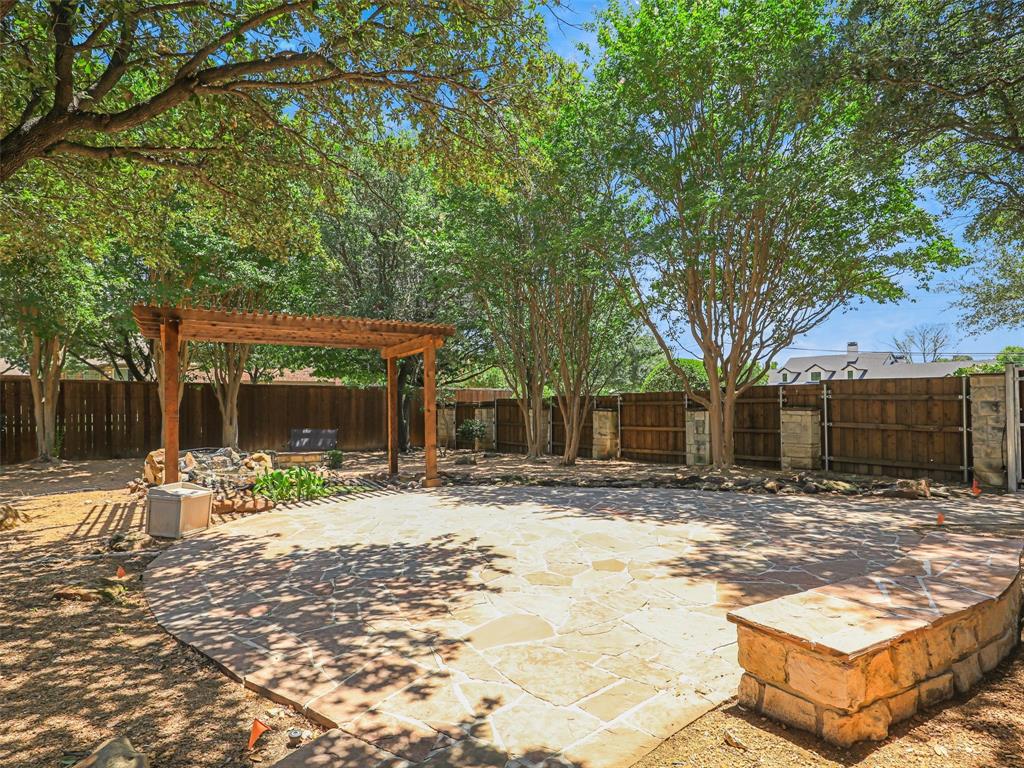 7798 Meadow Hill Drive Property Photo 28