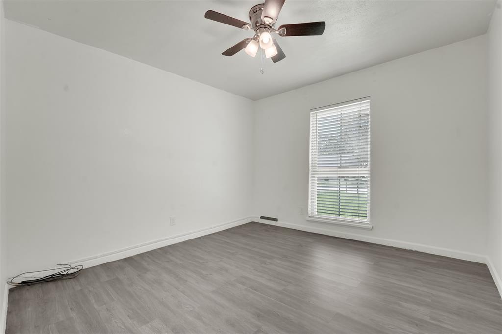 225 Rockcrest Drive Property Photo 14