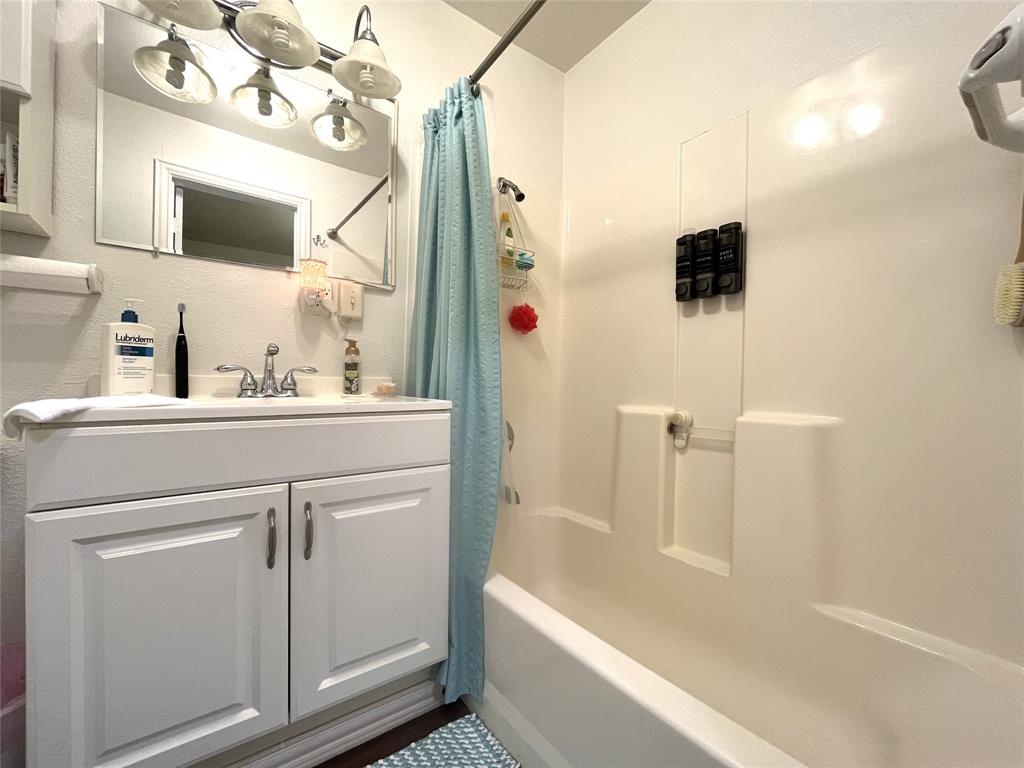 301 Briggs Street Property Photo 18