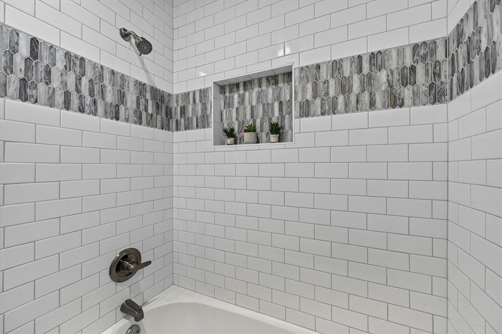 4411 Willow Bend Drive Property Photo 30