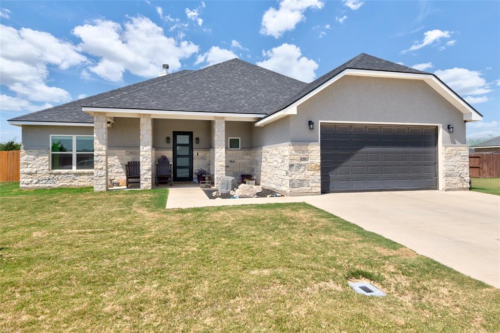 128 Hawker Lane Property Photo 4