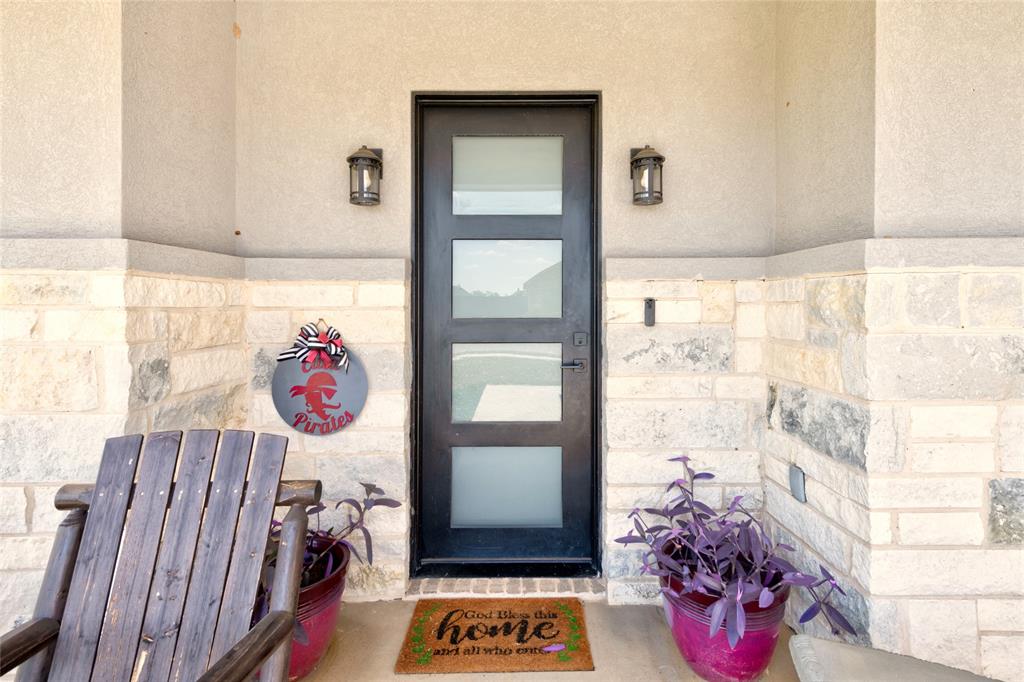128 Hawker Lane Property Photo 7