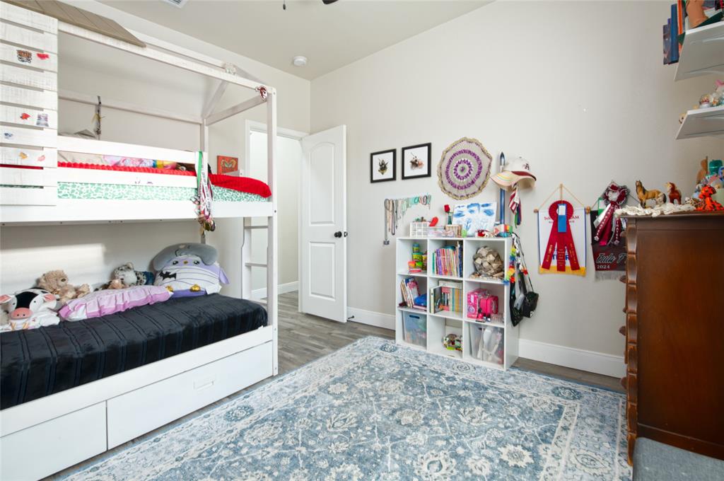 128 Hawker Lane Property Photo 31