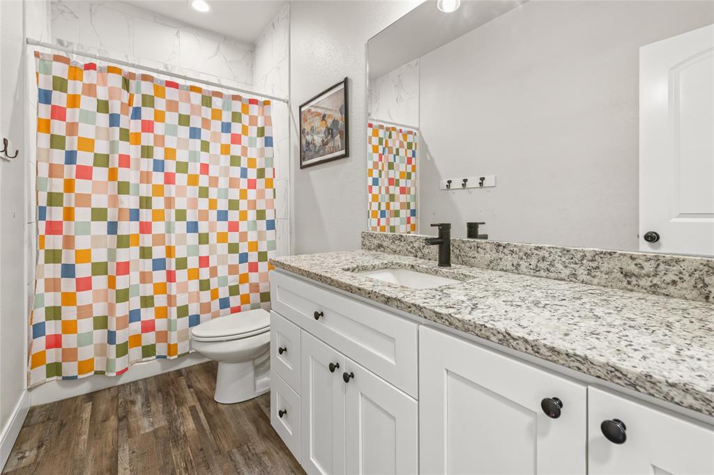 128 Hawker Lane Property Photo 32