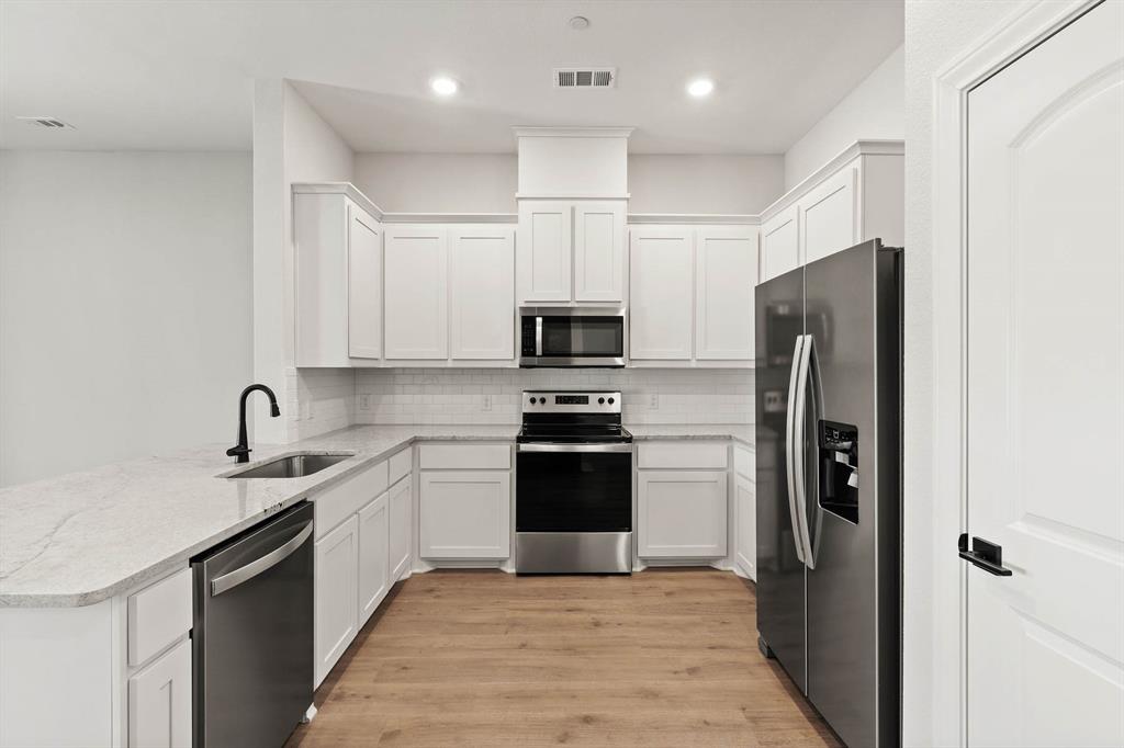 425 Mb's Way Property Photo 2