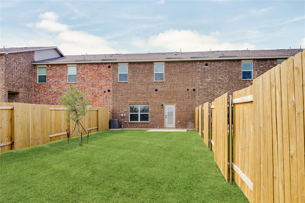 425 Mb's Way Property Photo 8