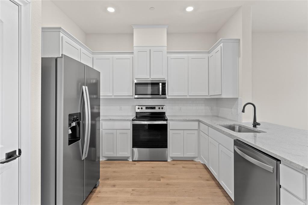 419 Mb's Way Property Photo 2