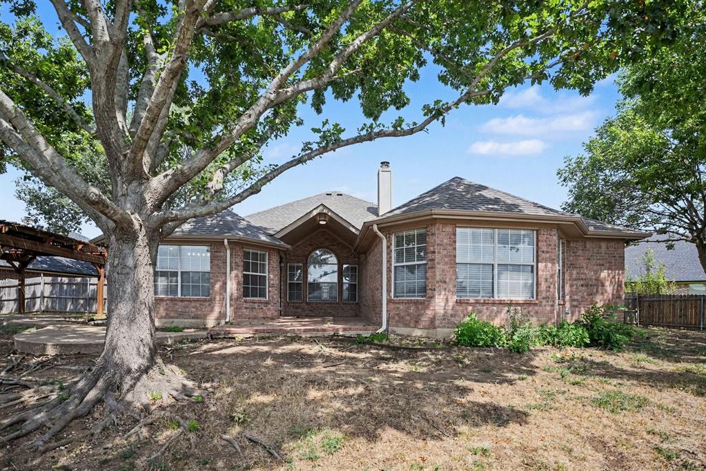 11 Mary Lou Court Property Photo 1