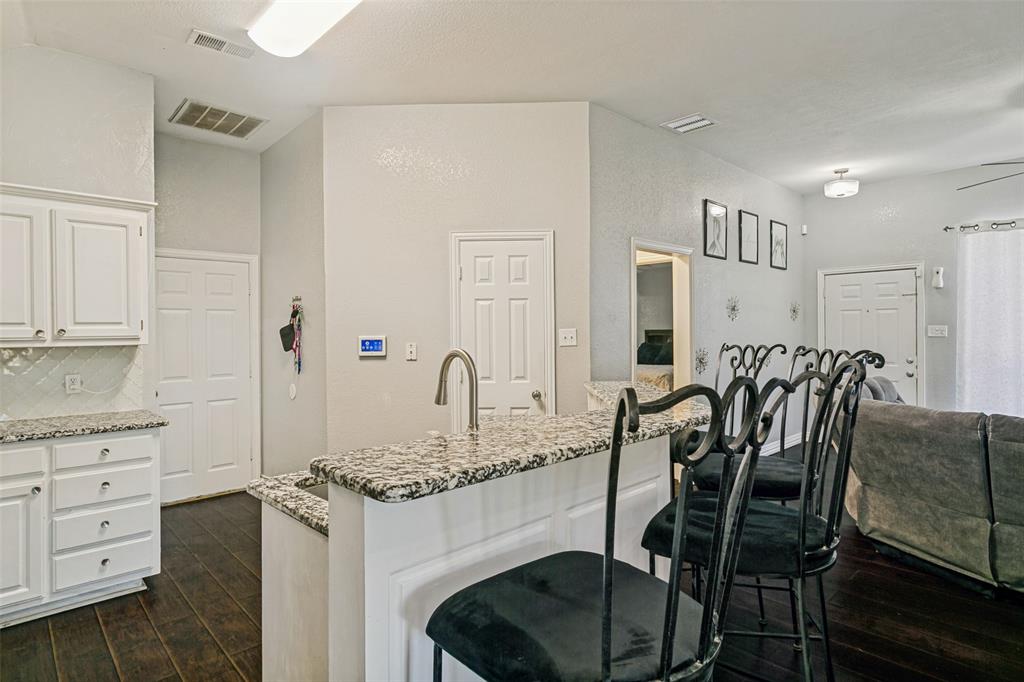 1228 Falcon Trail Property Photo 12