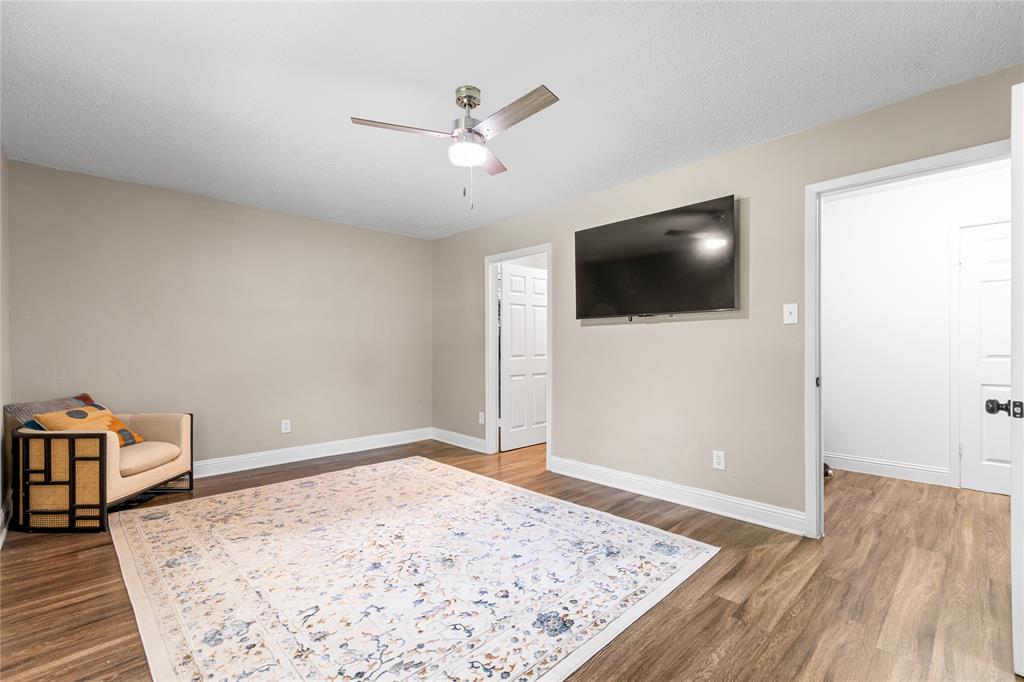 436 Ball Street Property Photo 11