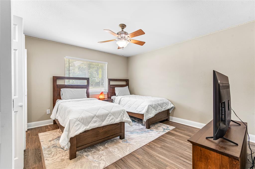 436 Ball Street Property Photo 12