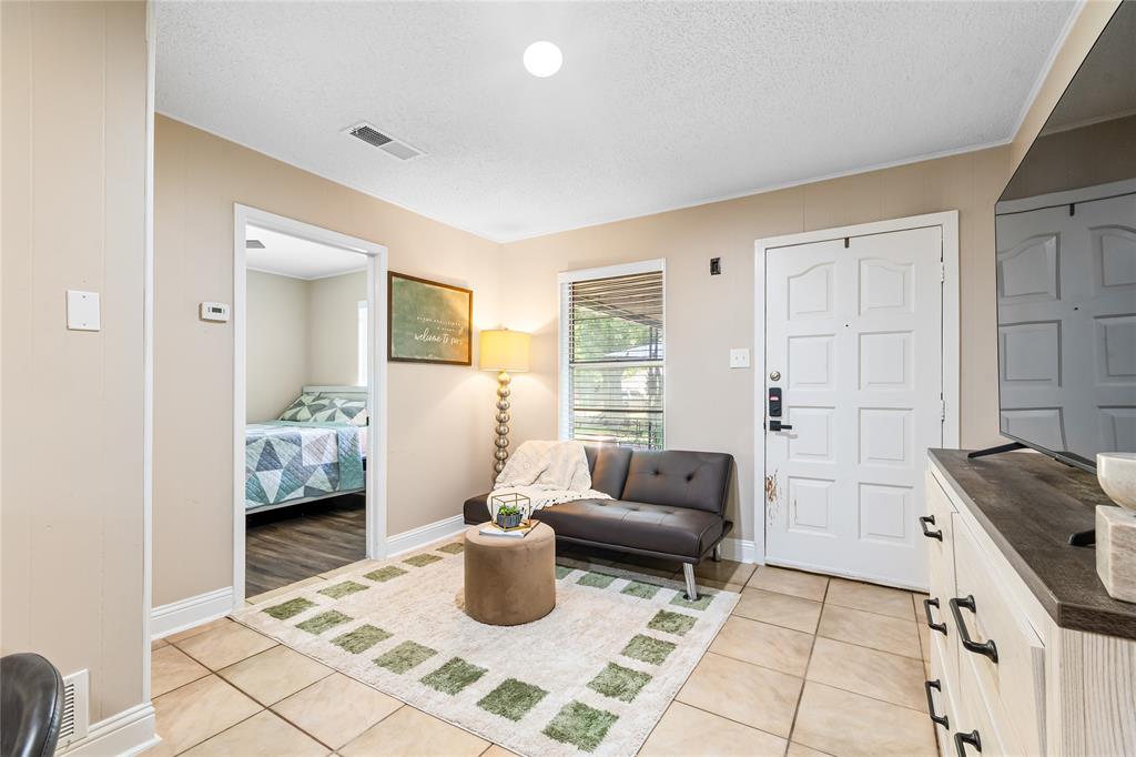 436 Ball Street Property Photo 18