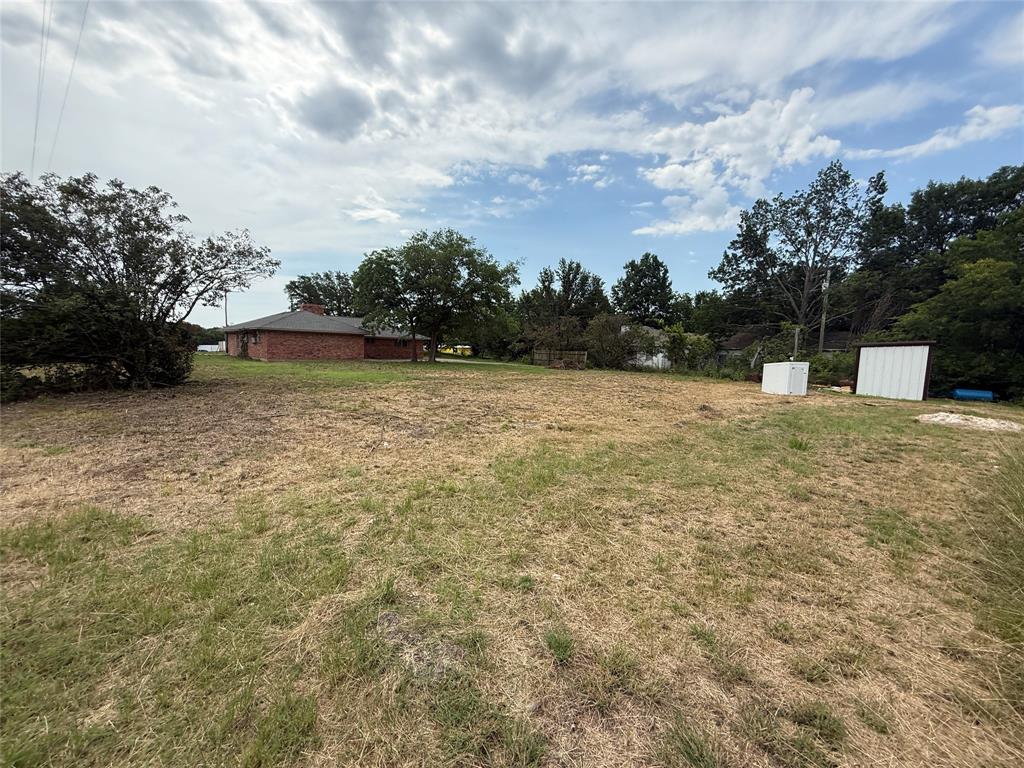 4724 N University Drive Property Photo 15