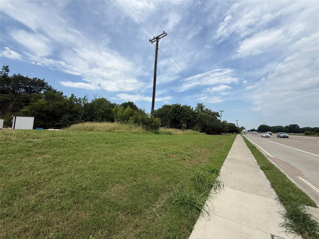 4724 N University Drive Property Photo 17