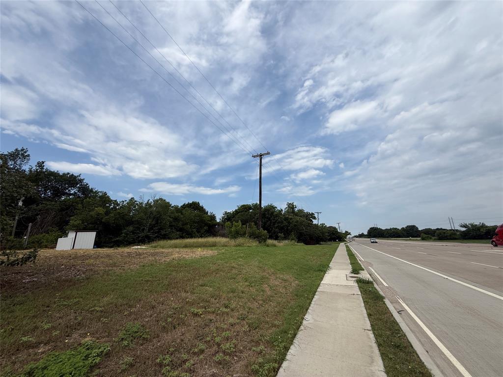 4724 N University Drive Property Photo 18
