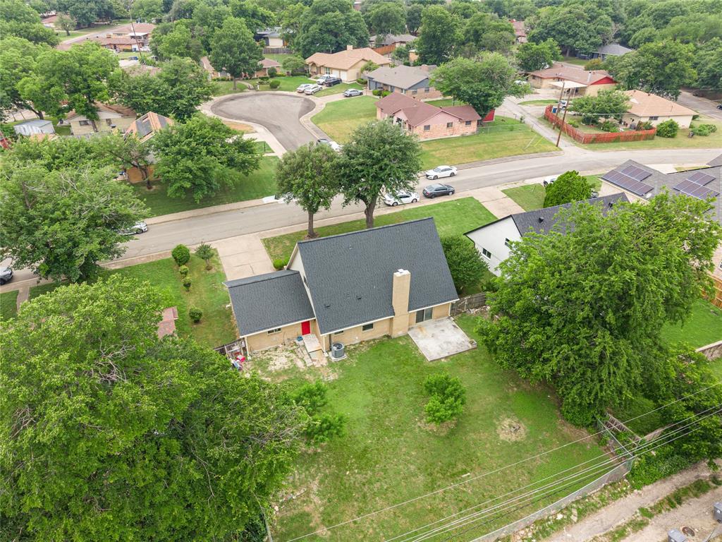 6930 Trailcrest Drive Property Photo 4