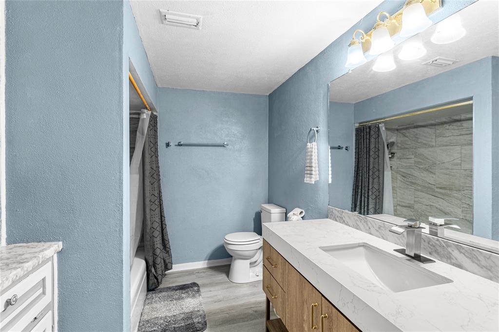 6930 Trailcrest Drive Property Photo 17