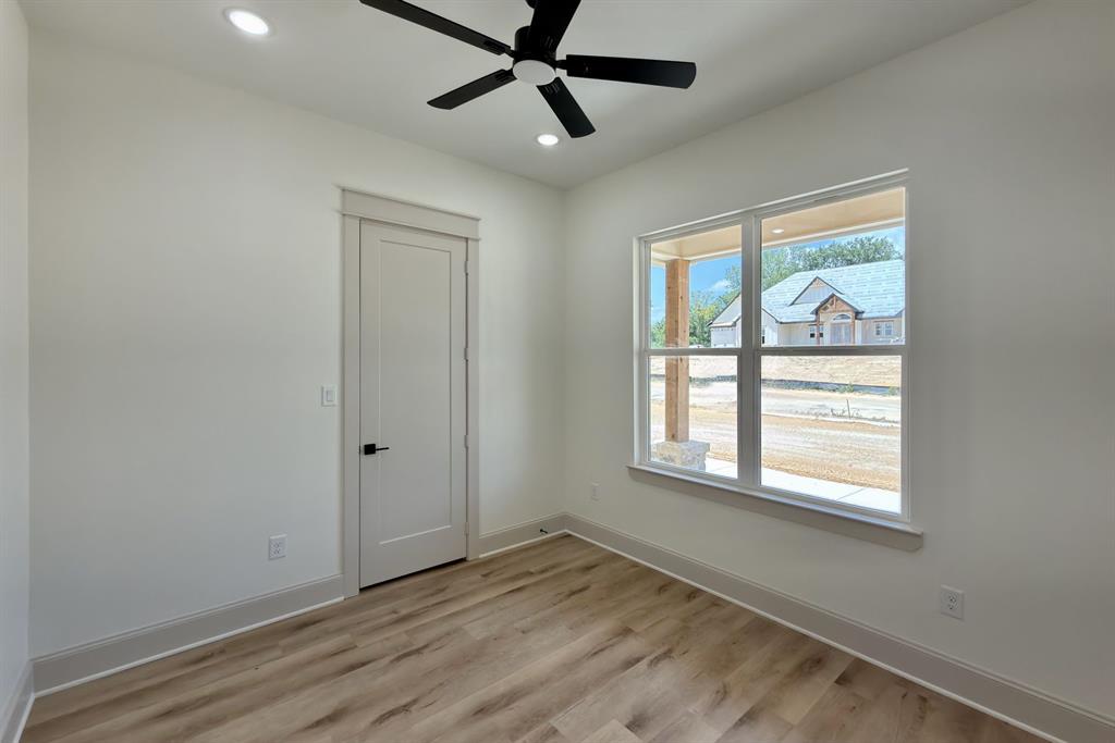 17038 Woodcrest Circle Property Photo 19
