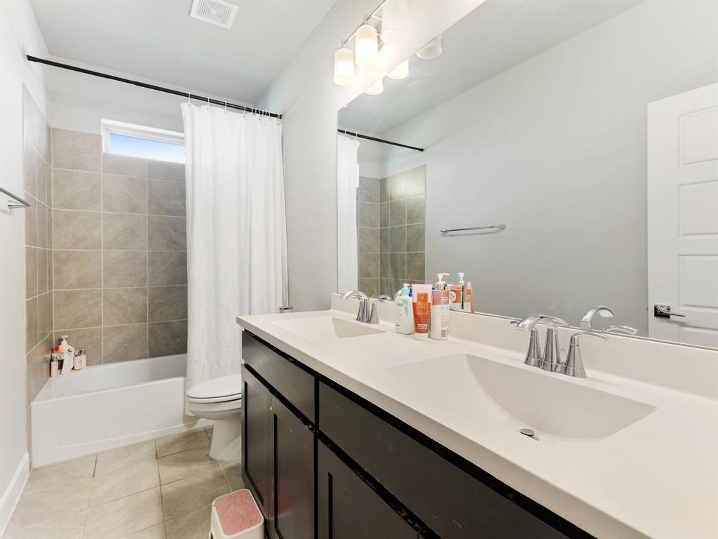 3204 Julian Street Property Photo 28