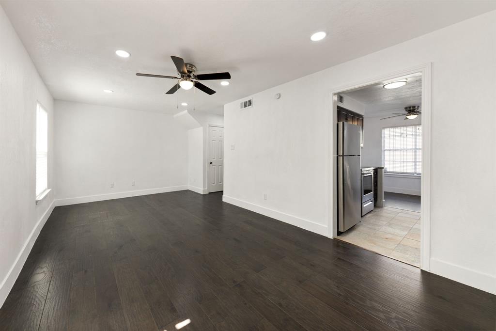 4624 San Jacinto Street D Property Photo 3