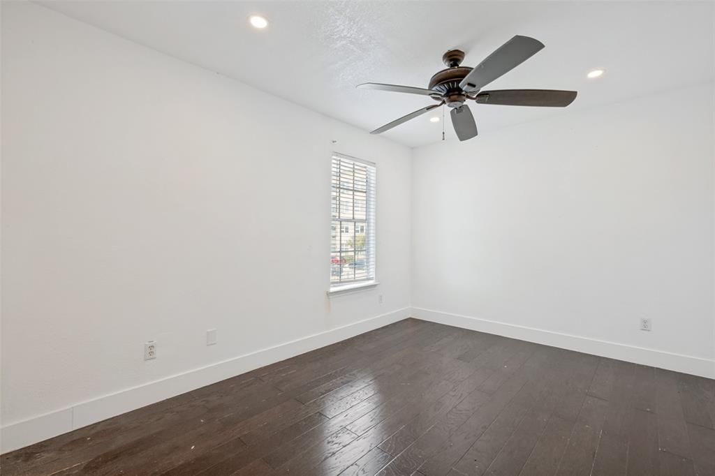 4624 San Jacinto Street B Property Photo 8