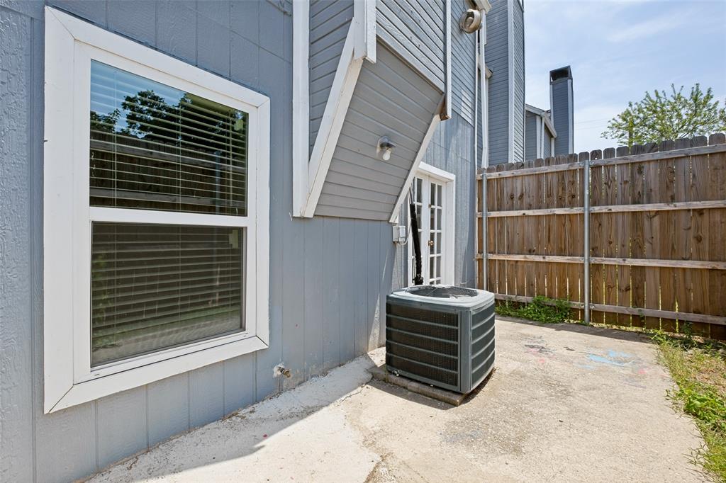 4624 San Jacinto Street B Property Photo 12