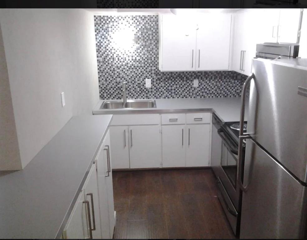 4231 Gilbert Avenue 201 Property Photo 5