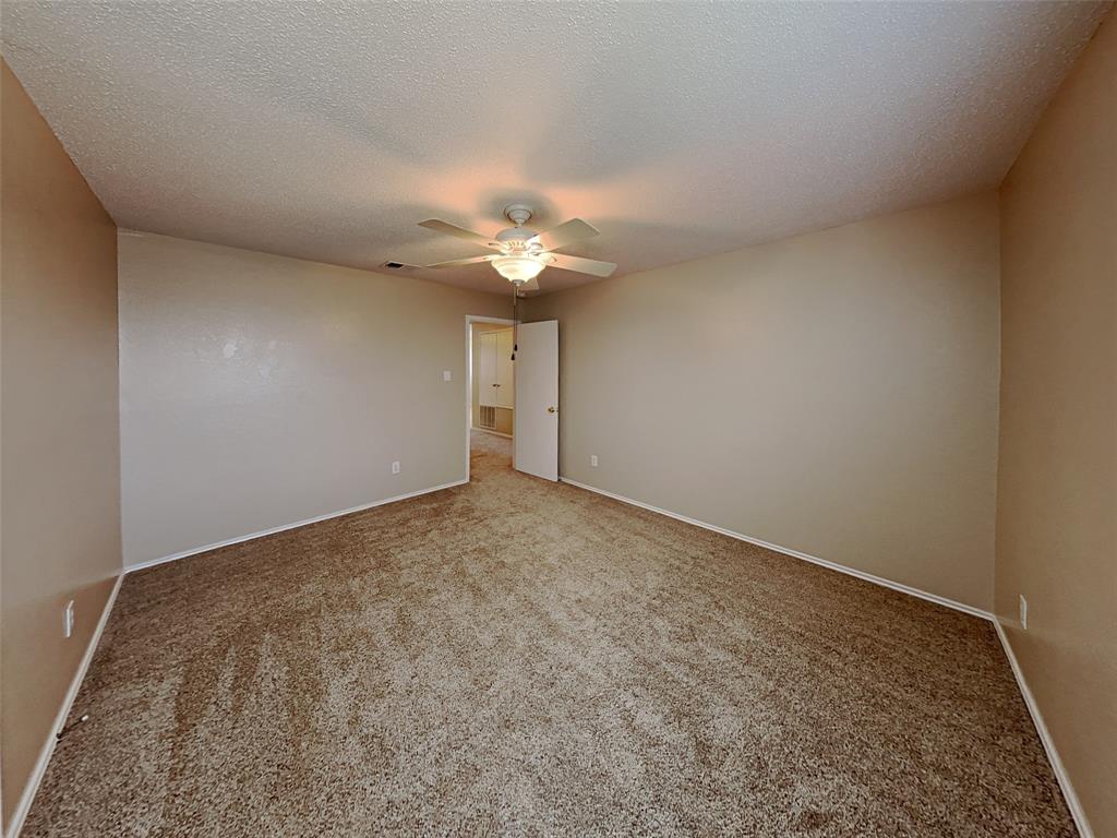 1924 Ramada Trail Property Photo 6