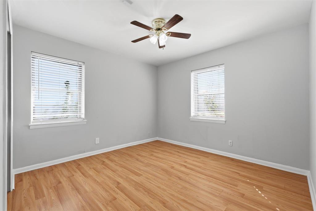 242 W Cober Drive Property Photo 10