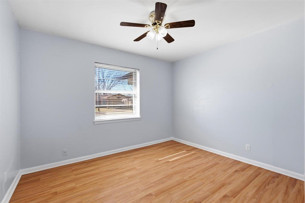 242 W Cober Drive Property Photo 11