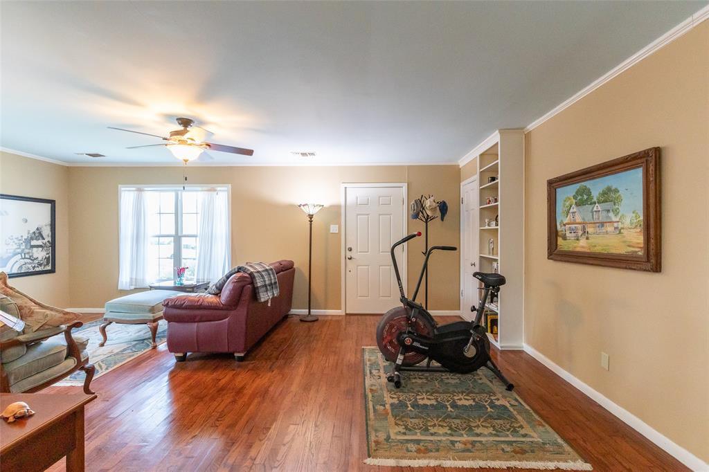 4082 Potomac Avenue Property Photo 7