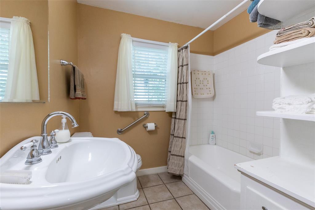4082 Potomac Avenue Property Photo 21