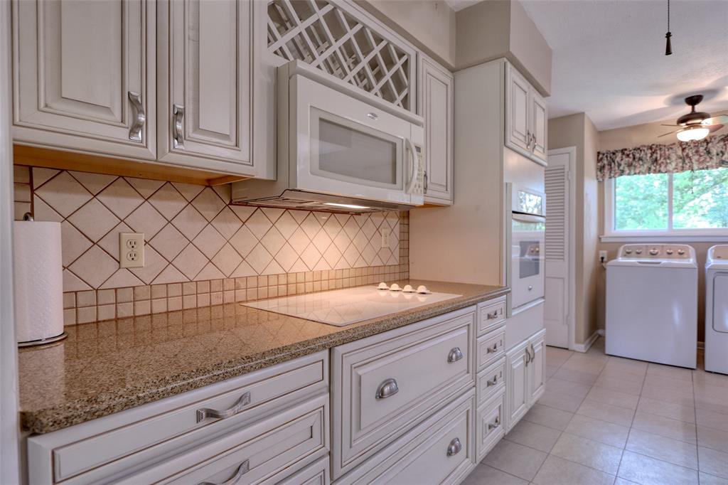 938 Nature Drive Property Photo 9